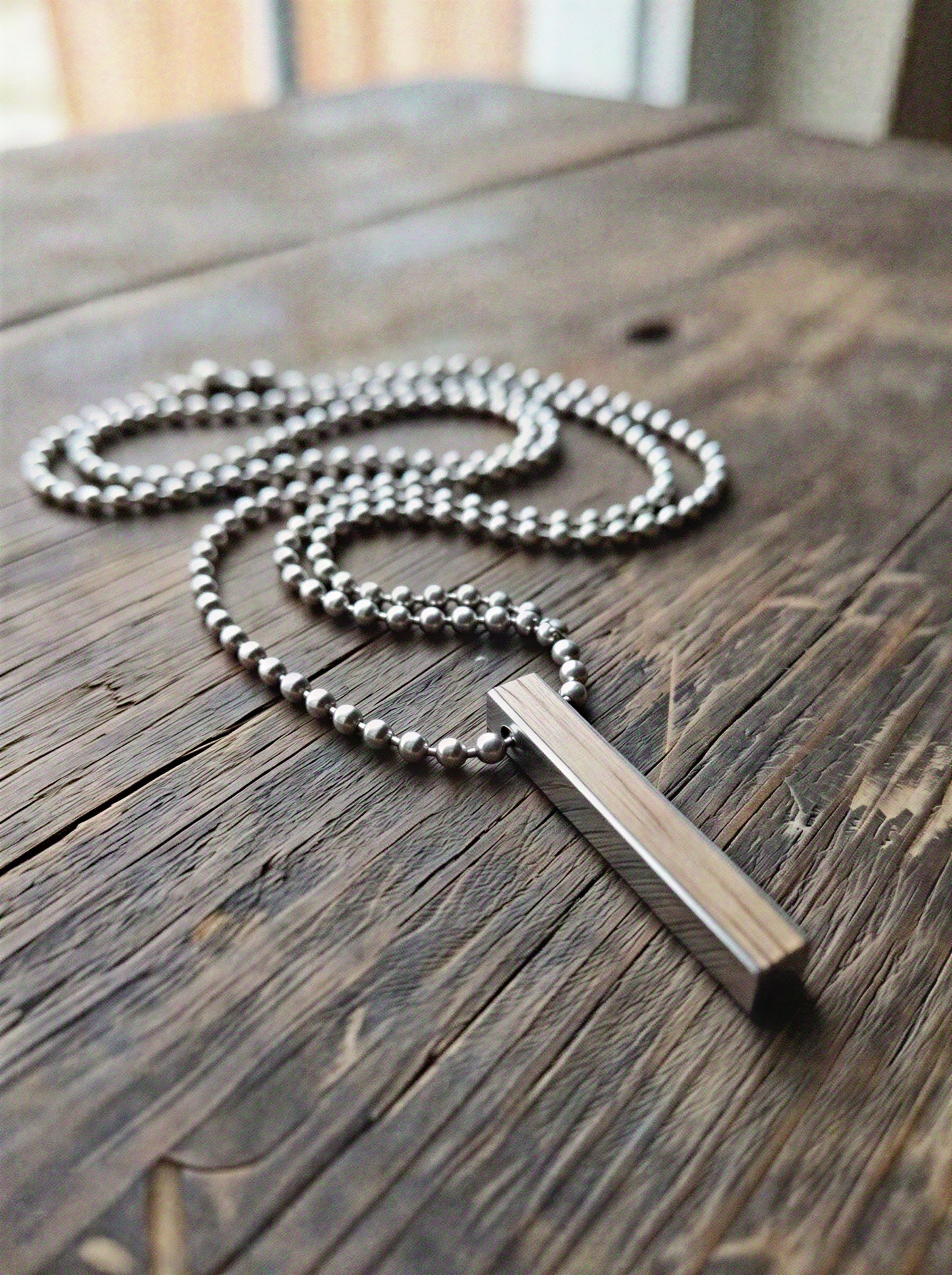 The Motor Way Casuals Men's Minimalist Stainless Steel Bar Pendant Necklace – Silver Tone Chain