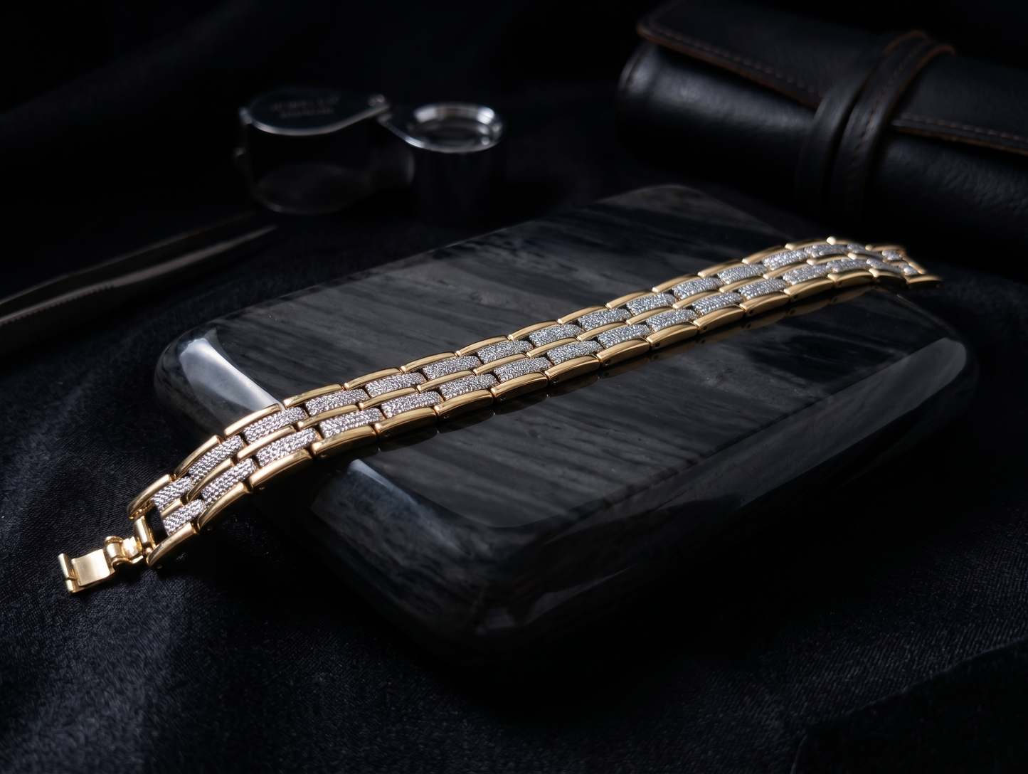 The Motor Way Casuals Luxe Gold-Tone Premium Link Bracelet for Men